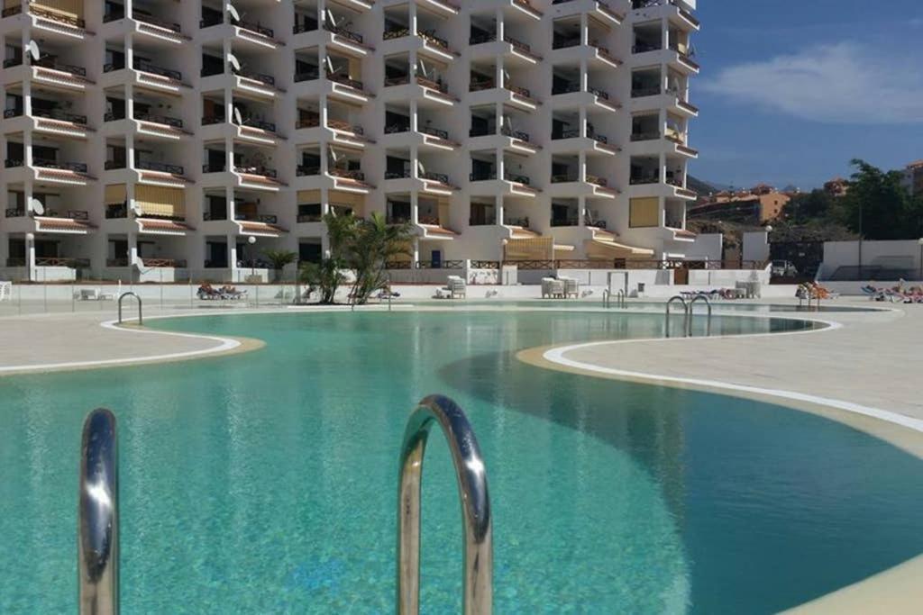 Large Studio Apartment With Lovely Terrace And Wifi Los Cristianos  Dış mekan fotoğraf