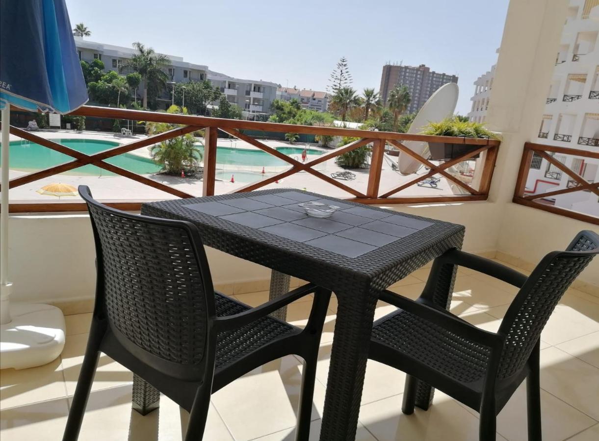 Large Studio Apartment With Lovely Terrace And Wifi Los Cristianos  Dış mekan fotoğraf